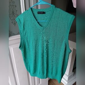 100% Silk Paul Fredrick Green sleeveless sweater